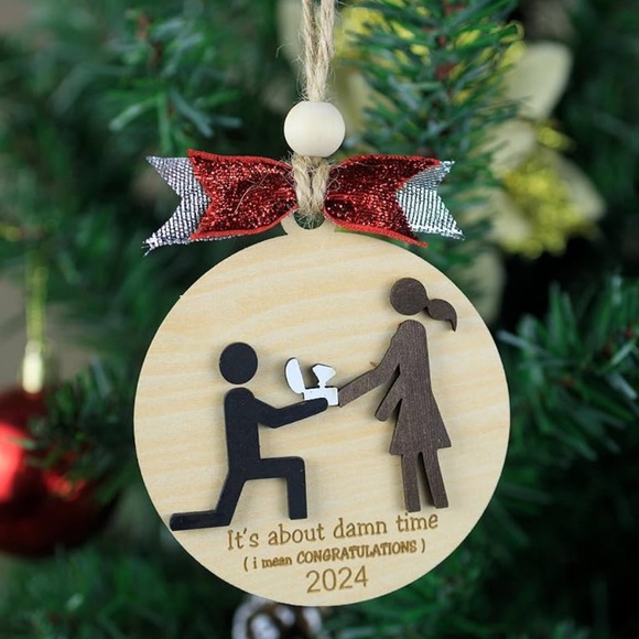 Wooden ornament proposal christmas - Picture 1 of 2
